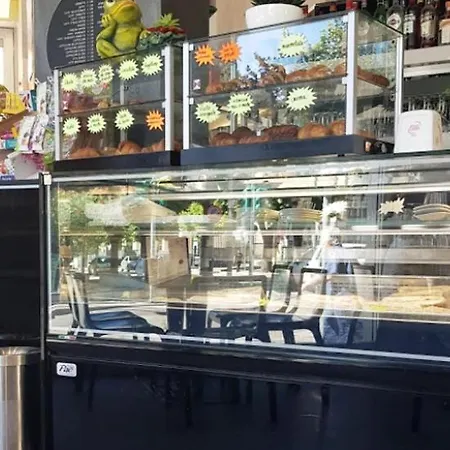 House Alojamento de Acomodação e Pequeno-almoço 3*